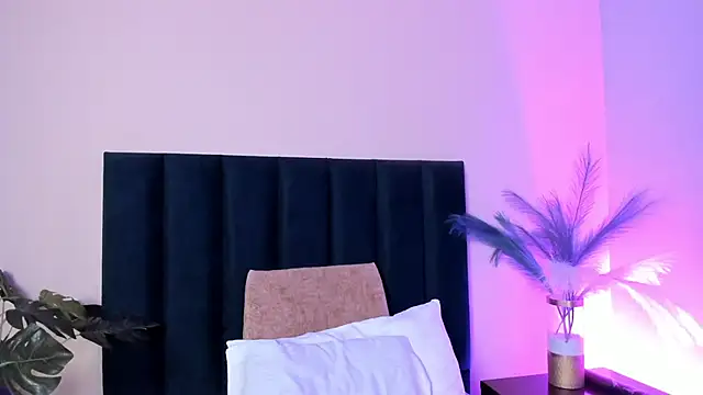 AbbieJoness  online show from 04-09-26, 11:38