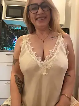 O-Eva online show from 02-04-26, 10:27