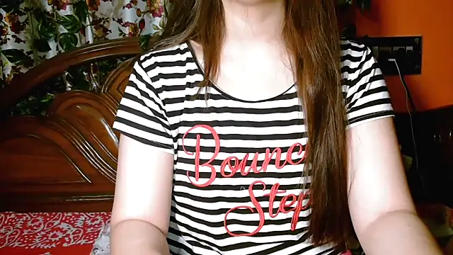 hot-tamanna online show from 09-21-25, 02:44