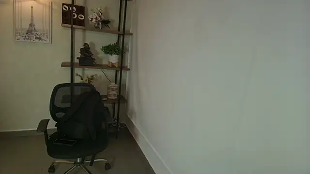  Victoria Collins online show from 07-10-26, 11:10