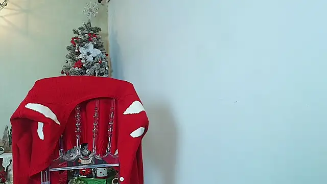  Victoria Collins online show from 12-15-25, 11:05