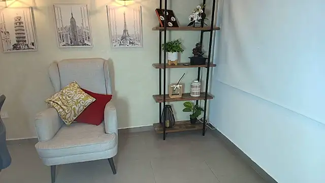  Victoria Collins online show from 03-25-26, 11:42