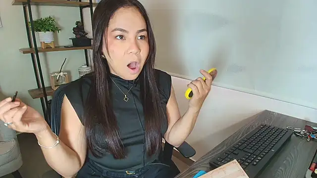  Victoria Collins online show from 03-19-26, 11:54