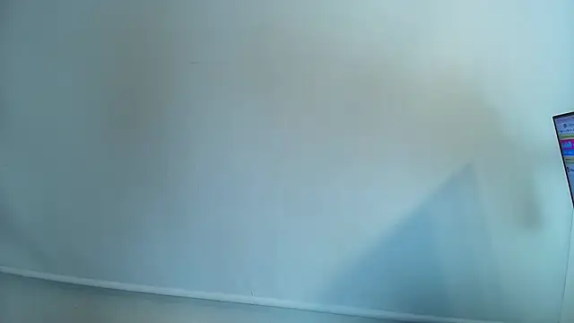  Victoria Collins online show from 09-10-25, 10:47