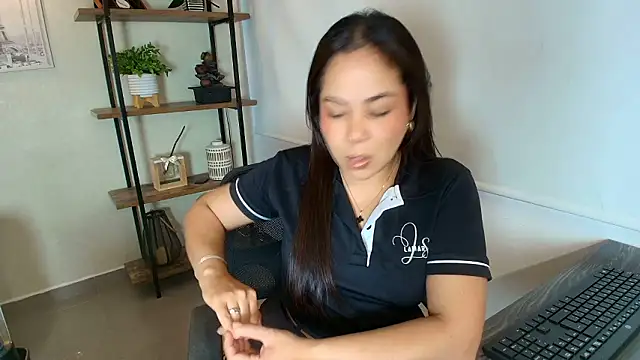  Victoria Collins online show from 03-26-26, 11:41