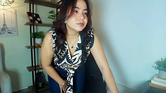  Victoria Collins online show from 03-04-26, 12:02