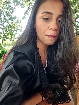 Lunaluxe1001 online show from 12-04-25, 01:21