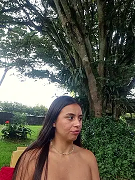 Lunaluxe1001 online show from 12-16-25, 02:43