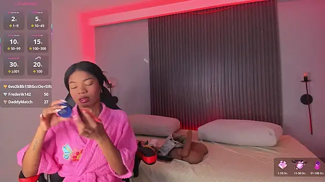 ciara blake online show from 11-26-25, 08:09