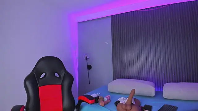 ciara blake online show from 11-10-25, 07:52