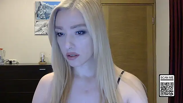 Snapshot of Wild_Silk_Desire chatting on 10-05-25, 01:13 Wild Silk Desire online show from 10-05-25, 01:13