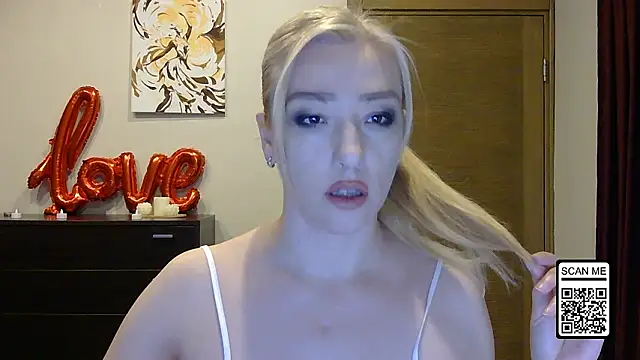 Wild Silk Desire online show from 03-16-26, 04:21