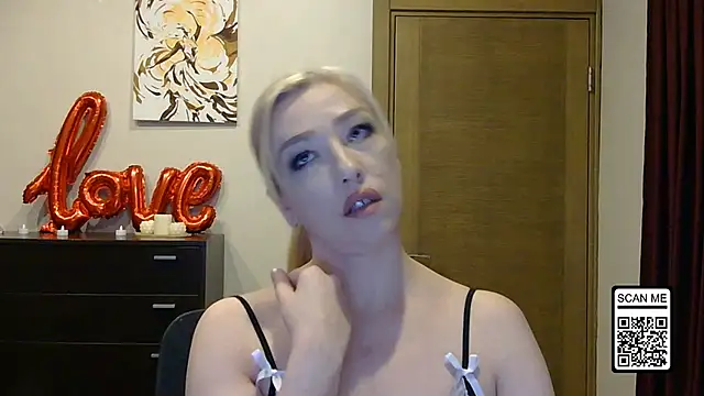 Wild Silk Desire online show from 04-06-26, 05:25