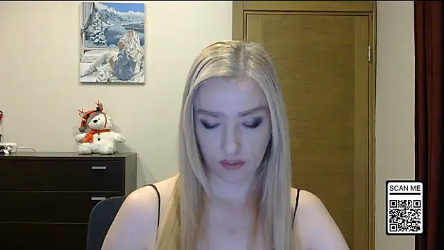 Wild Silk Desire online show from 12-14-25, 03:17