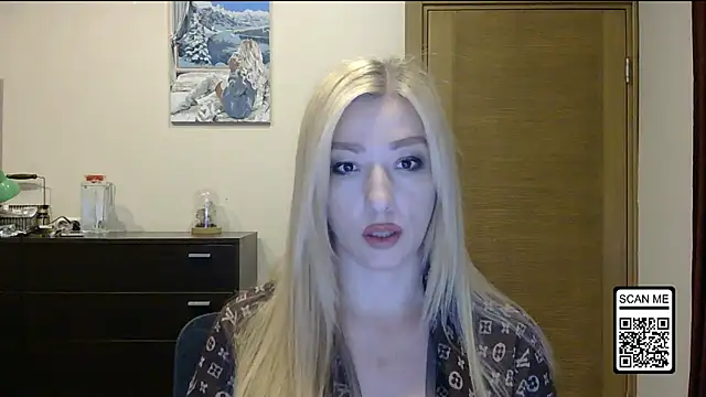 Snapshot of Wild_Silk_Desire chatting on 10-12-25, 01:45 Wild Silk Desire online show from 10-12-25, 01:45