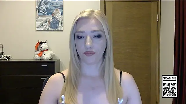 Wild Silk Desire online show from 11-18-25, 03:04