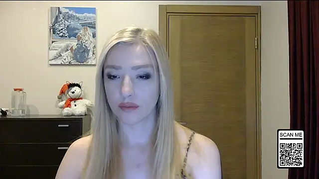 Wild Silk Desire online show from 12-05-25, 03:32