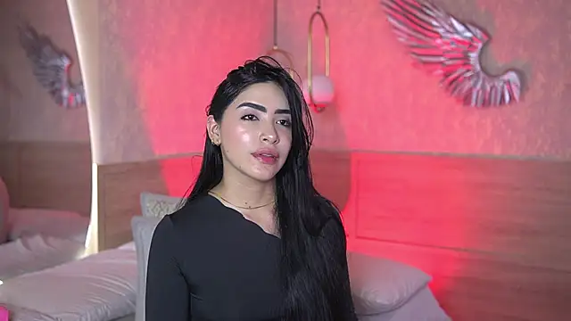 Susan wall online show from 09-25-25, 03:07