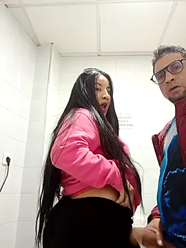 hotCOUPLEPETRA online show from 03-18-26, 05:14