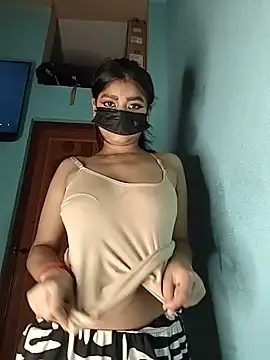 Snapshot of Riya_35_sexy chatting on 05-22-26, 08:07 Riya 35 sexy online show from 05-22-26, 08:07
