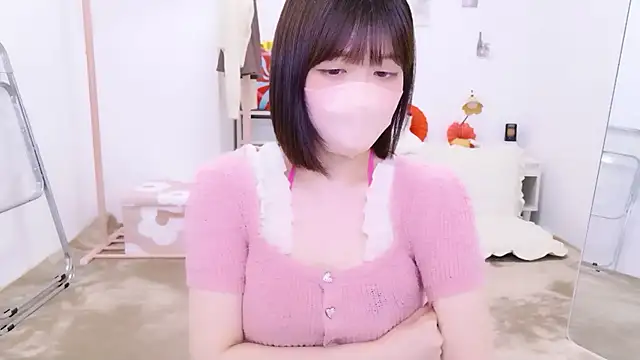  suika  online show from 04-15-26, 02:43