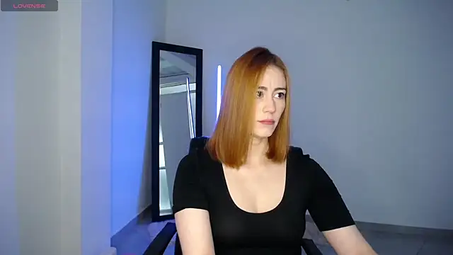 Snapshot of ANASTASIA_DOLL8 chatting on 11-21-25, 05:12 ANASTASIA DOLL8 online show from 11-21-25, 05:12