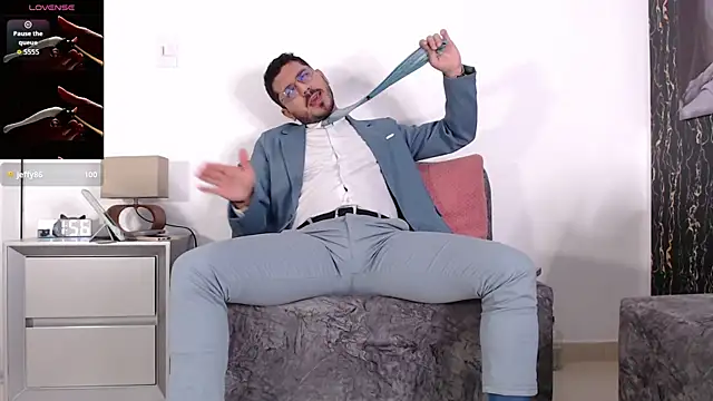 Snapshot of samuelcoopeer chatting on 12-18-25, 04:55 samuelcoopeer online show from 12-18-25, 04:55