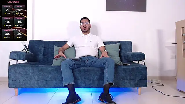 Snapshot of samuelcoopeer chatting on 01-09-26, 03:41 samuelcoopeer online show from 01-09-26, 03:41