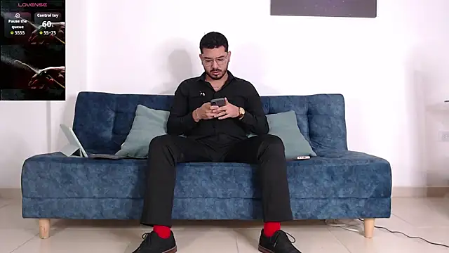 Snapshot of samuelcoopeer chatting on 01-11-26, 01:18 samuelcoopeer online show from 01-11-26, 01:18