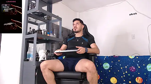 Snapshot of samuelcoopeer chatting on 02-02-26, 01:21 samuelcoopeer online show from 02-02-26, 01:21