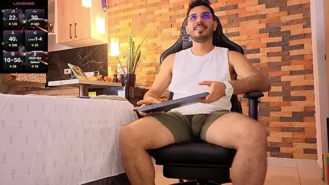 Snapshot of samuelcoopeer chatting on 03-03-26, 05:42 samuelcoopeer online show from 03-03-26, 05:42