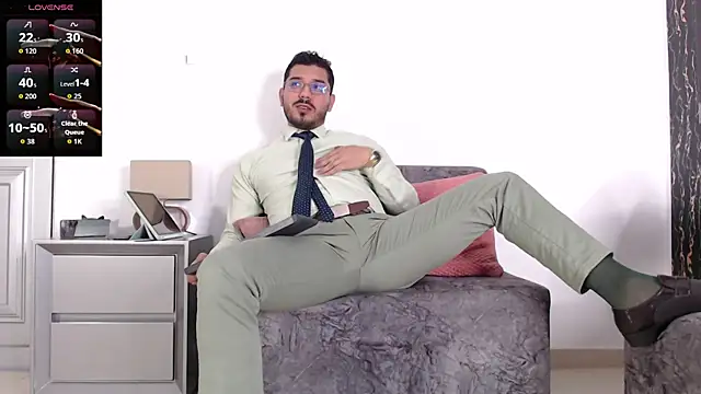 Snapshot of samuelcoopeer chatting on 12-19-25, 04:09 samuelcoopeer online show from 12-19-25, 04:09