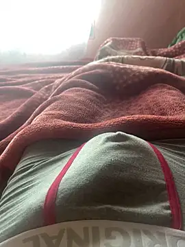 UncoolCaesium online show from 01-17-26, 01:58