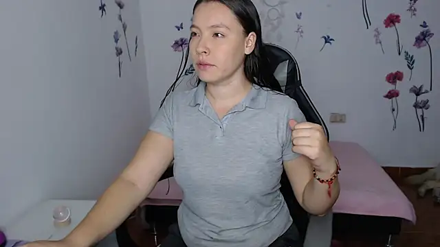 mariaana  222 online show from 03-07-26, 09:31