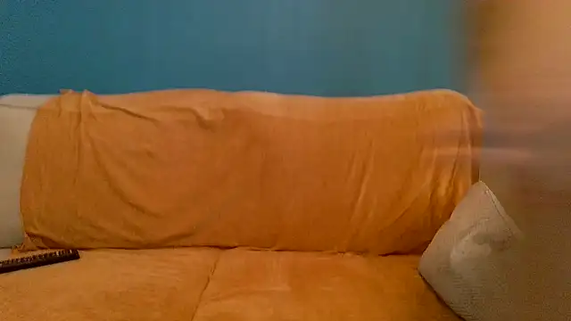 Snapshot of melyssa_luv chatting on 06-30-26, 02:06 melyssa luv online show from 06-30-26, 02:06
