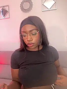 alissradiante1 online show from 04-10-26, 10:17