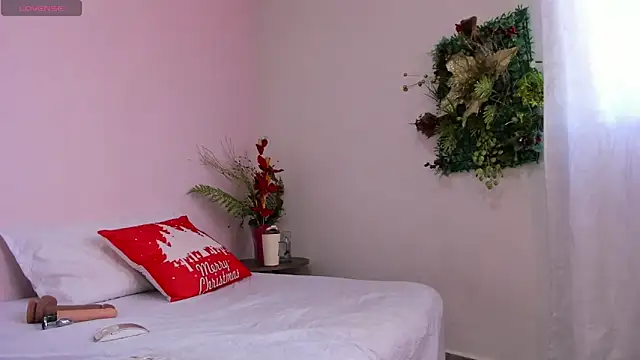 Ameliacooley online show from 12-21-25, 03:36