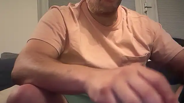 CloudyMuscleBeefy online show from 04-09-26, 06:19