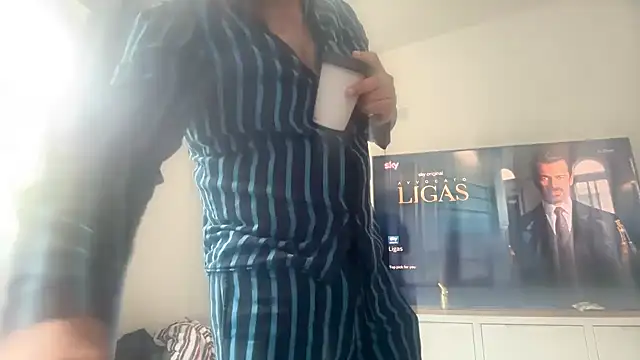 CloudyMuscleBeefy online show from 04-17-26, 11:57