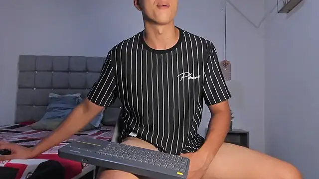 Santy Stump online show from 03-08-26, 02:04