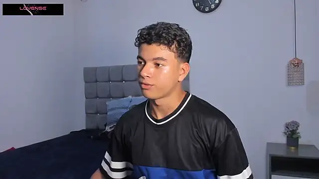 Santy Stump online show from 02-15-26, 07:24