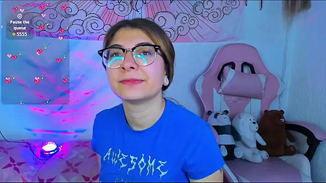 abbie jensen  online show from 04-10-26, 05:42