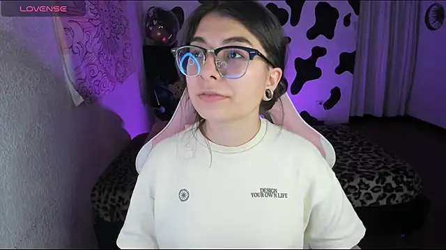 abbie jensen  online show from 11-30-25, 12:44