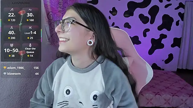 abbie jensen  online show from 09-30-25, 05:24