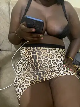 Snapshot of bignipple254 chatting on 12-05-25, 08:28 bignipple254 online show from 12-05-25, 08:28