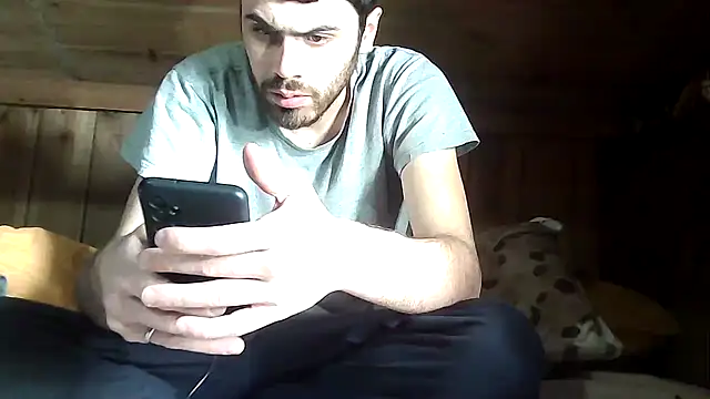 Snapshot of Angelsordemons6 chatting on 03-12-26, 05:17 Angelsordemons6 online show from 03-12-26, 05:17