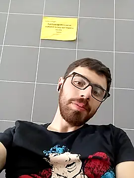 Snapshot of Angelsordemons6 chatting on 09-14-25, 01:44 Angelsordemons6 online show from 09-14-25, 01:44