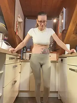 LucyLingerie78 online show from 11-28-25, 06:08