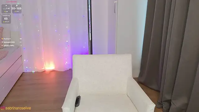 Snapshot of SabrinaRosed chatting on 09-14-25, 10:26 SabrinaRosed online show from 09-14-25, 10:26