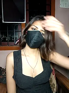 Isha Sax online show from 10-21-25, 05:34